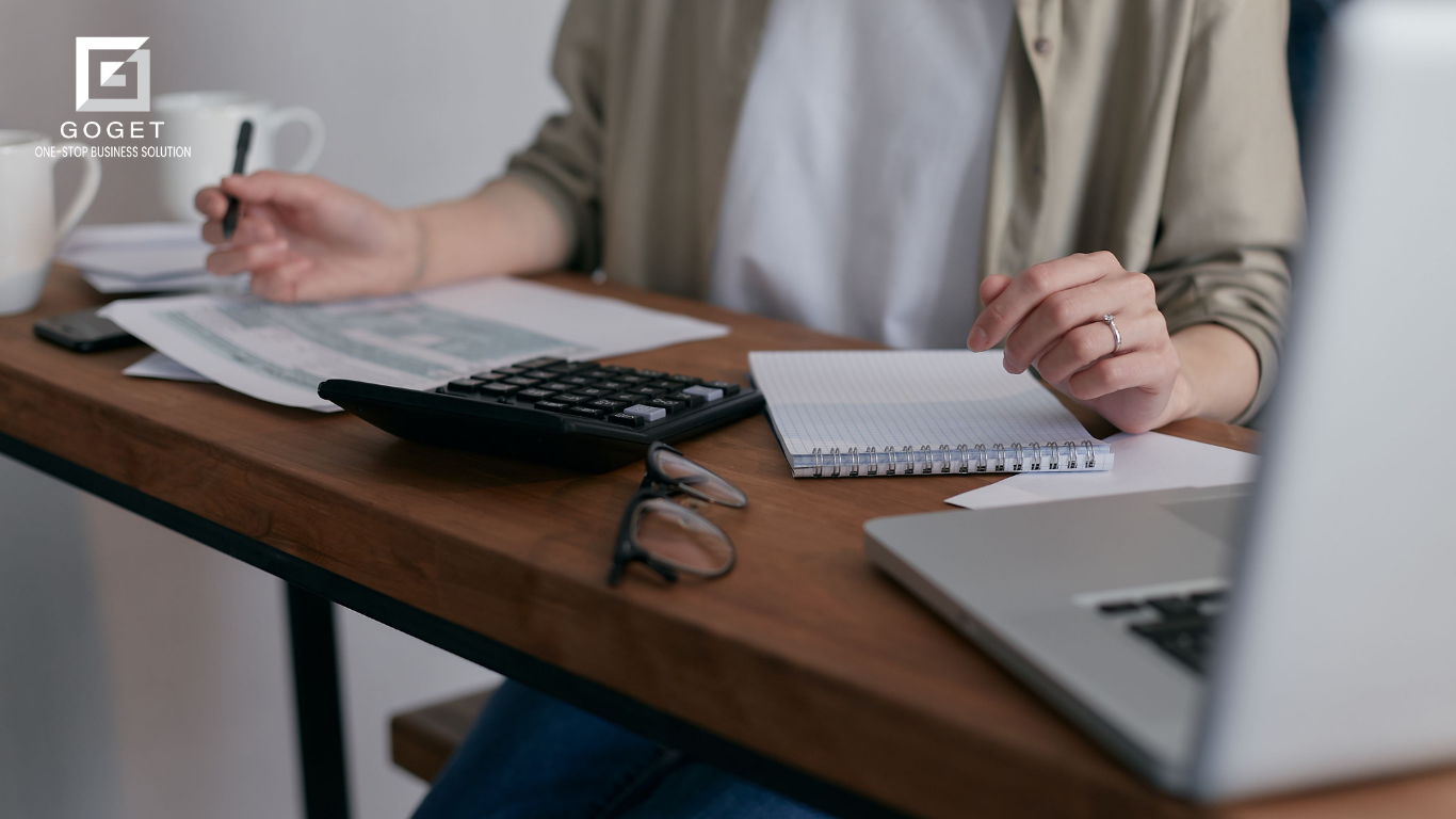 Bookkeeping for Saskatchewan Rural Businesses: Seasonality, Cash Flow and Lender-Ready Records