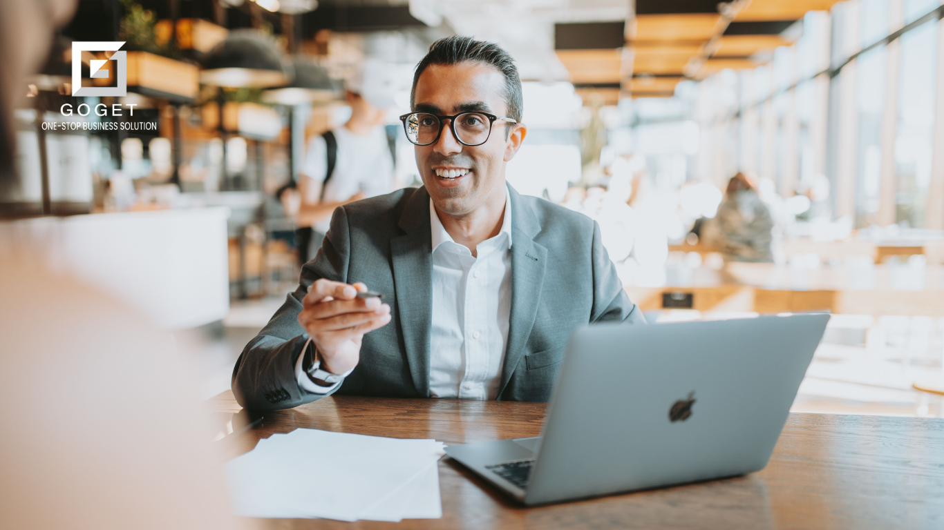 Restaurant and Retail Bookkeeping in Saskatchewan: POS, Payroll, Tips and GST/PST